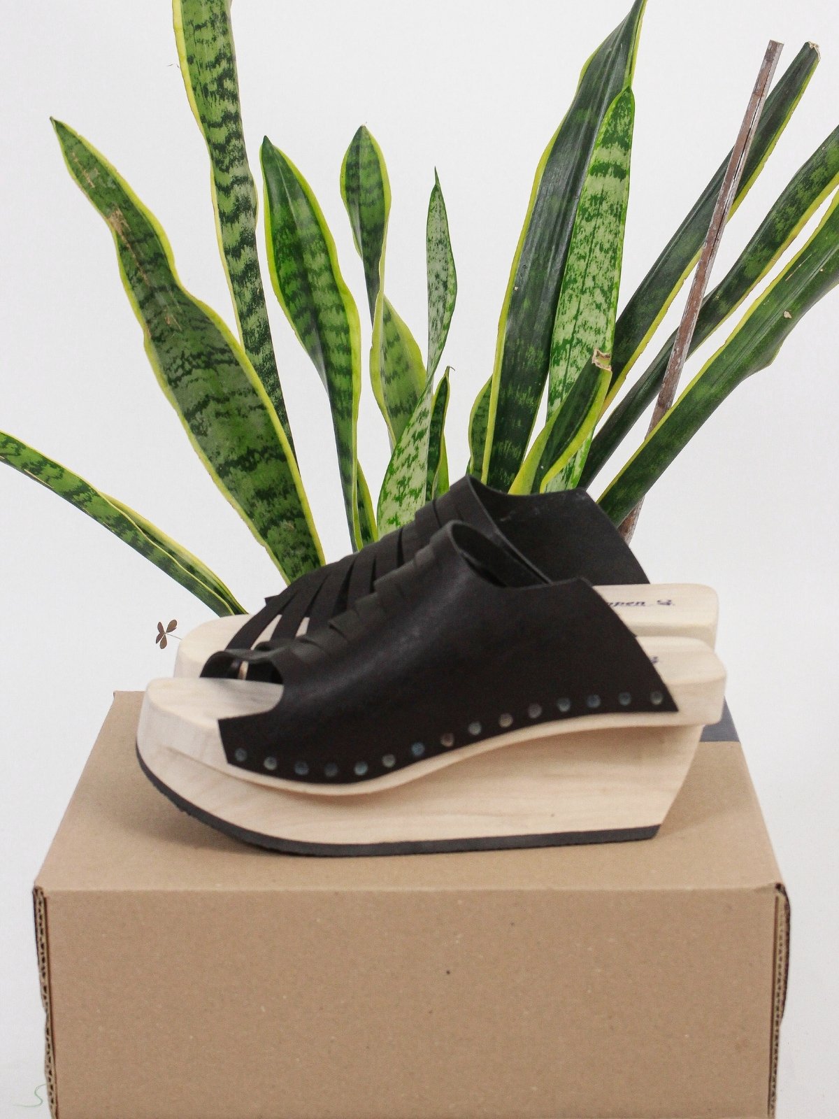 Trippen Flux Shoe- Black (LUCKY LAST -41 = 10)