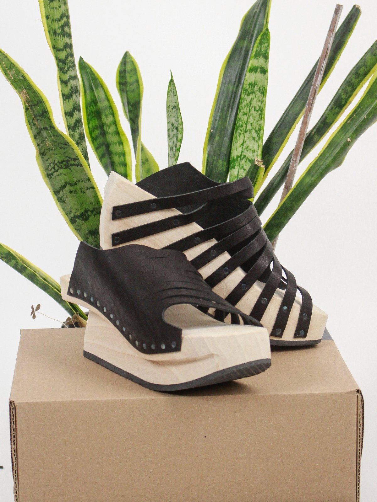 Trippen Flux Shoe- Black (LUCKY LAST -41 = 10)