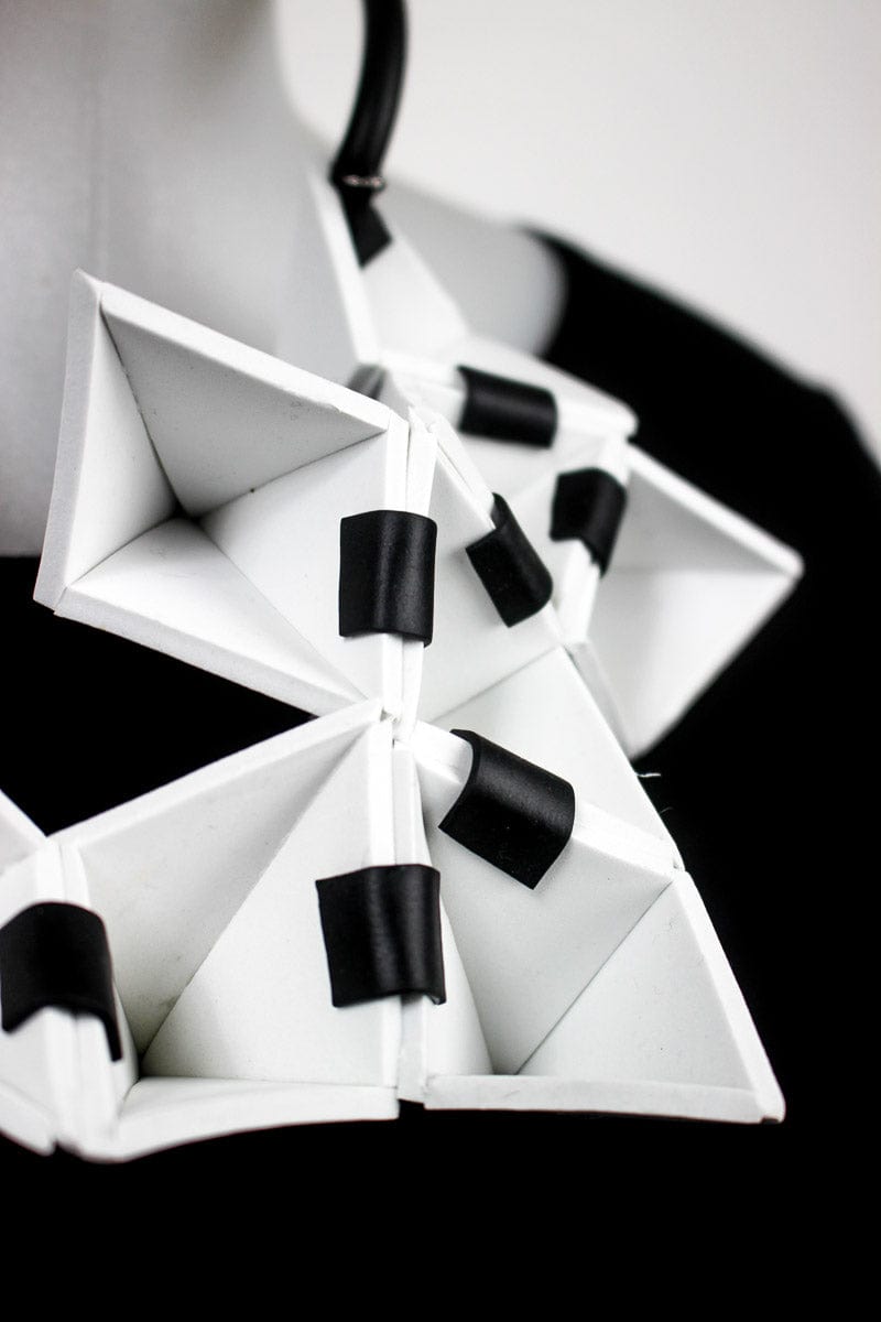 Mikas Mikas - Tsuno Origami Necklace- White Shop