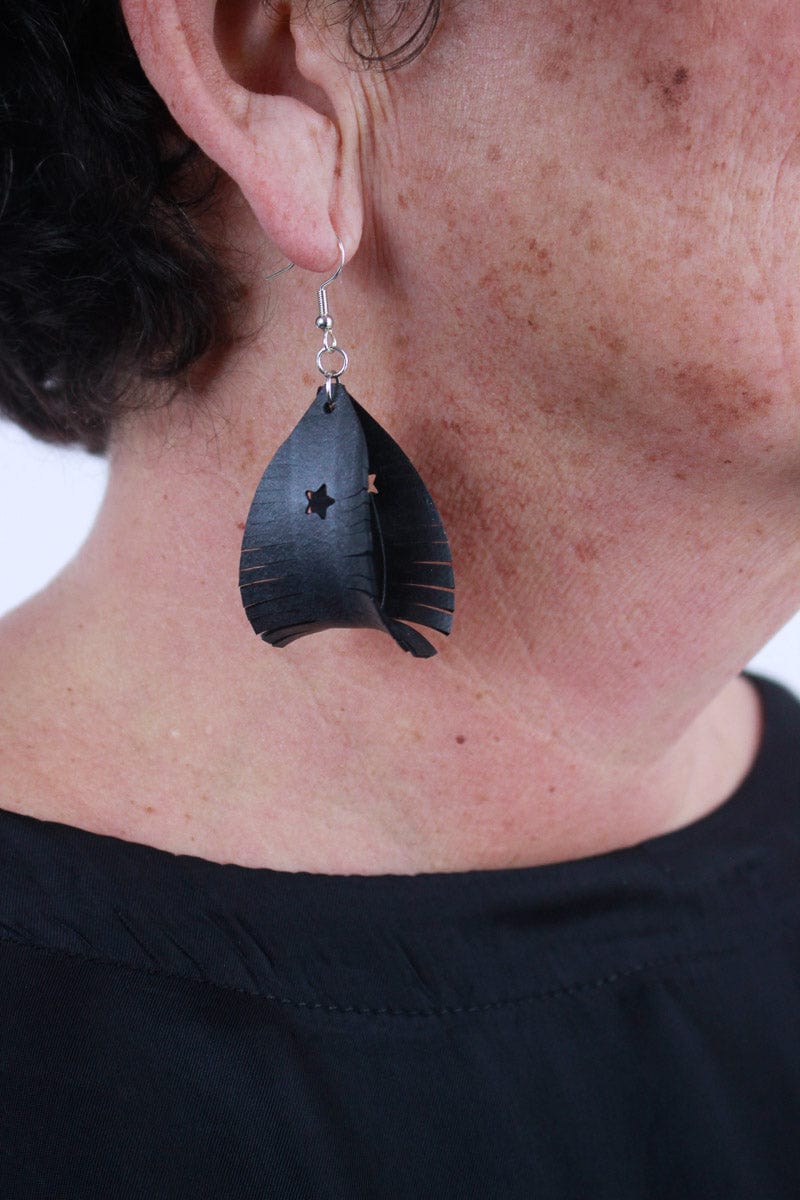 Nikola-O Nikola-O - Star Cluster Earrings Black jewellery