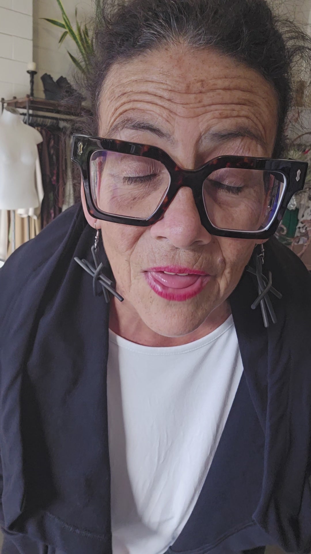 TCD - Hooded Artist Cardigan - Black