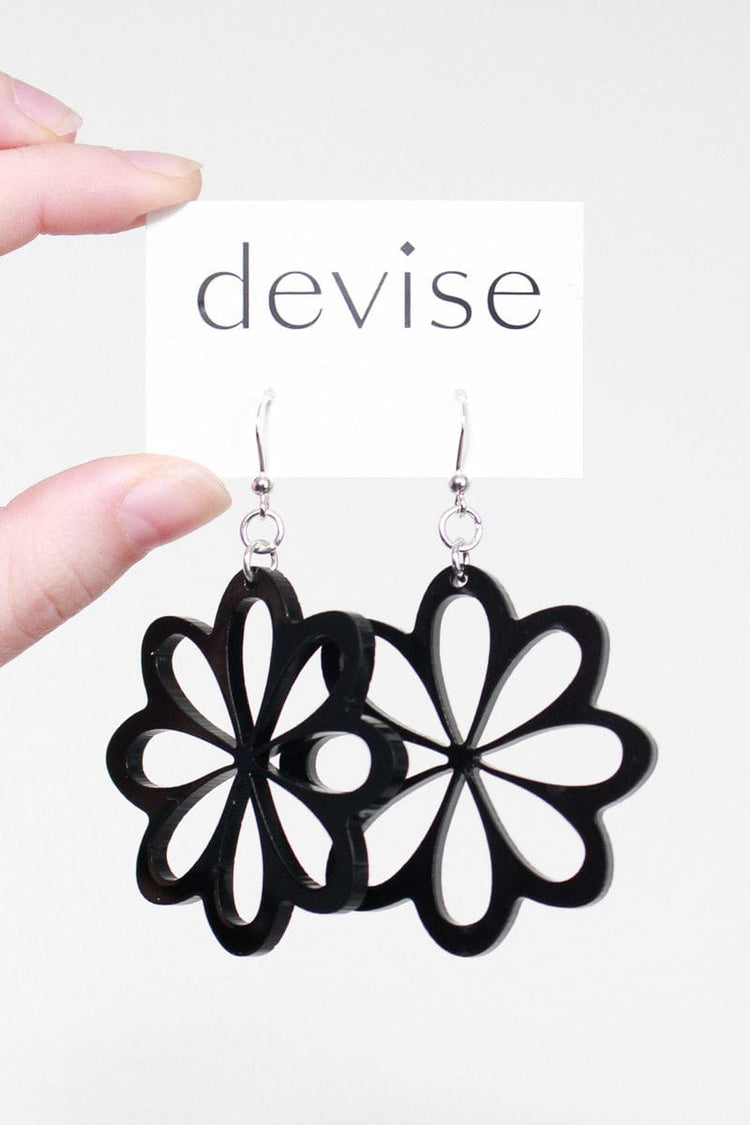 TBB Devise Flower Earrings - Black Shop