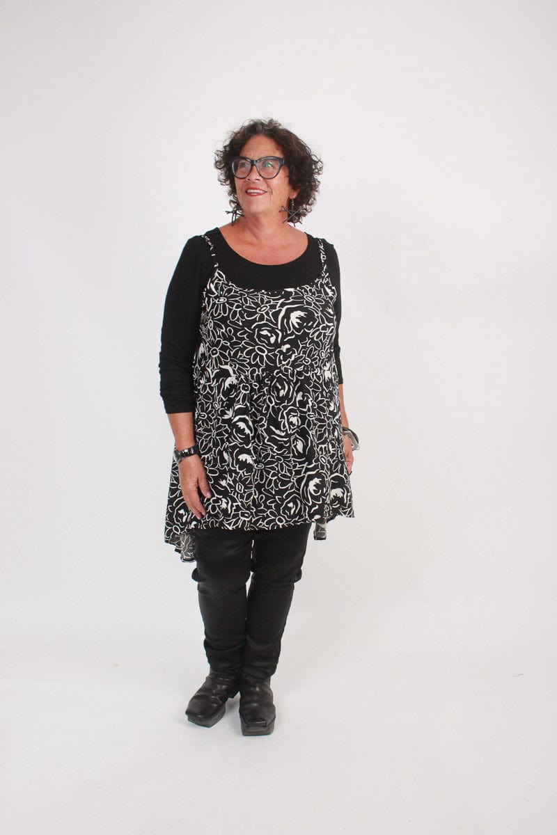 TCD TCD Carmen Cami - Black & Cream Floral Shop