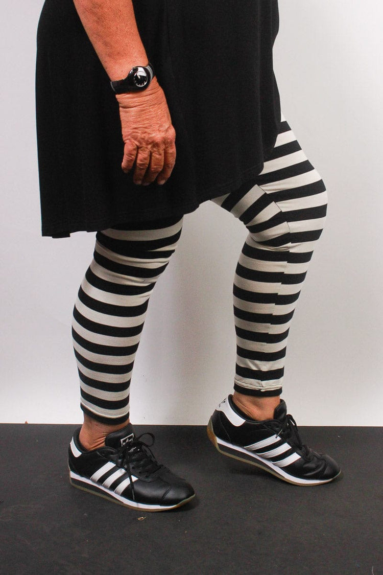 TCD TCD Leggings - Big Stripe Cream/Black Shop
