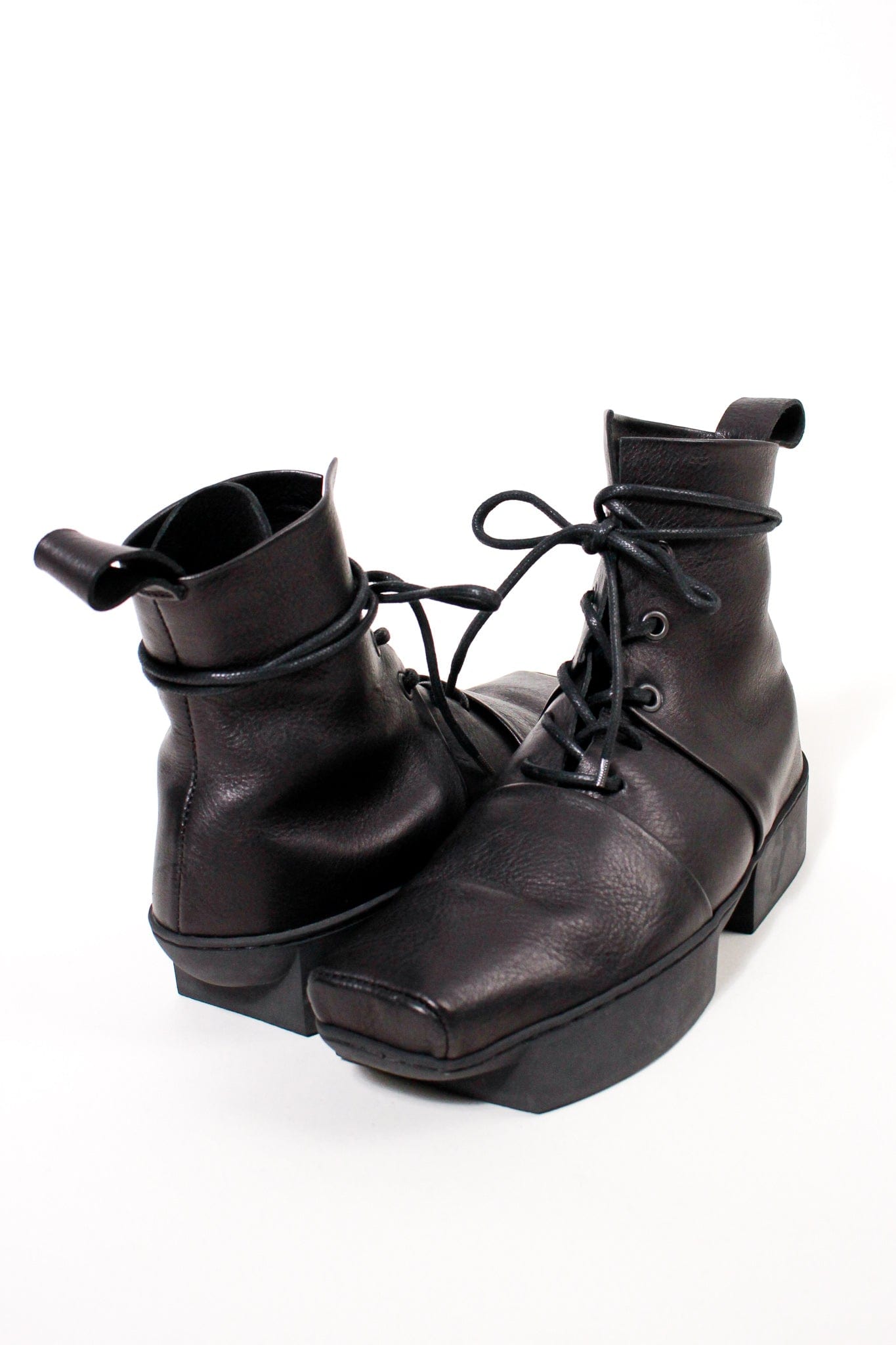 Trippen Trippen Outcome - Black Shop