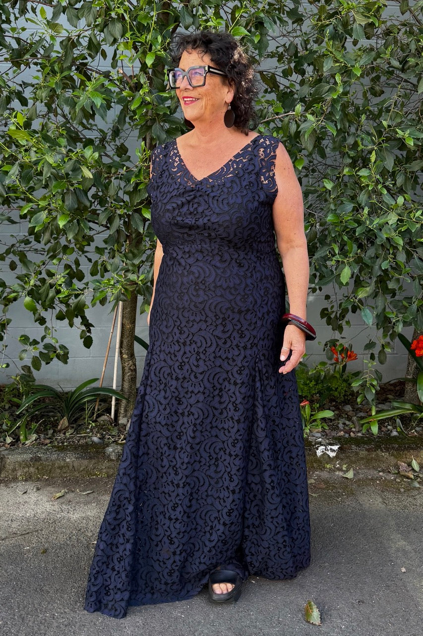 PRE ORDER TCD Marilyn Dress - Navy &amp; black Lace