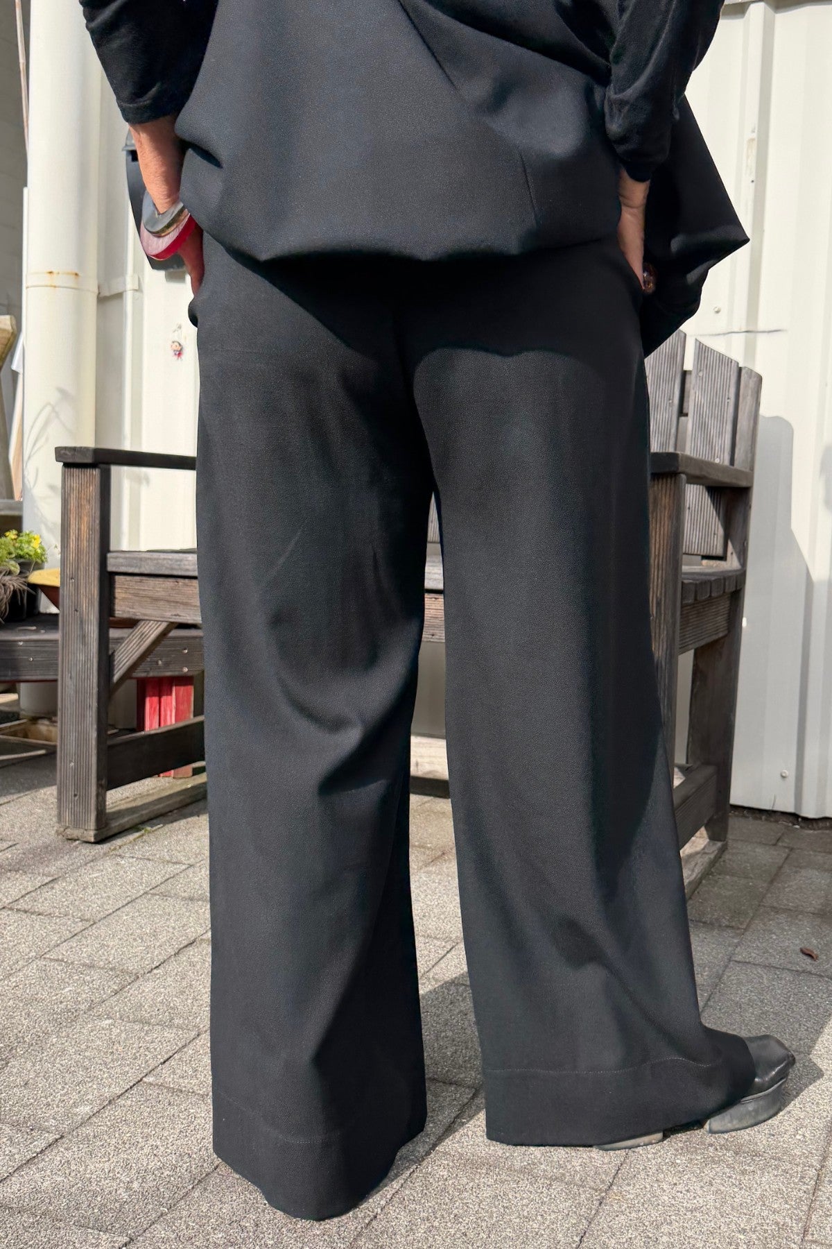 TCD Sadie Pants - Black Wool