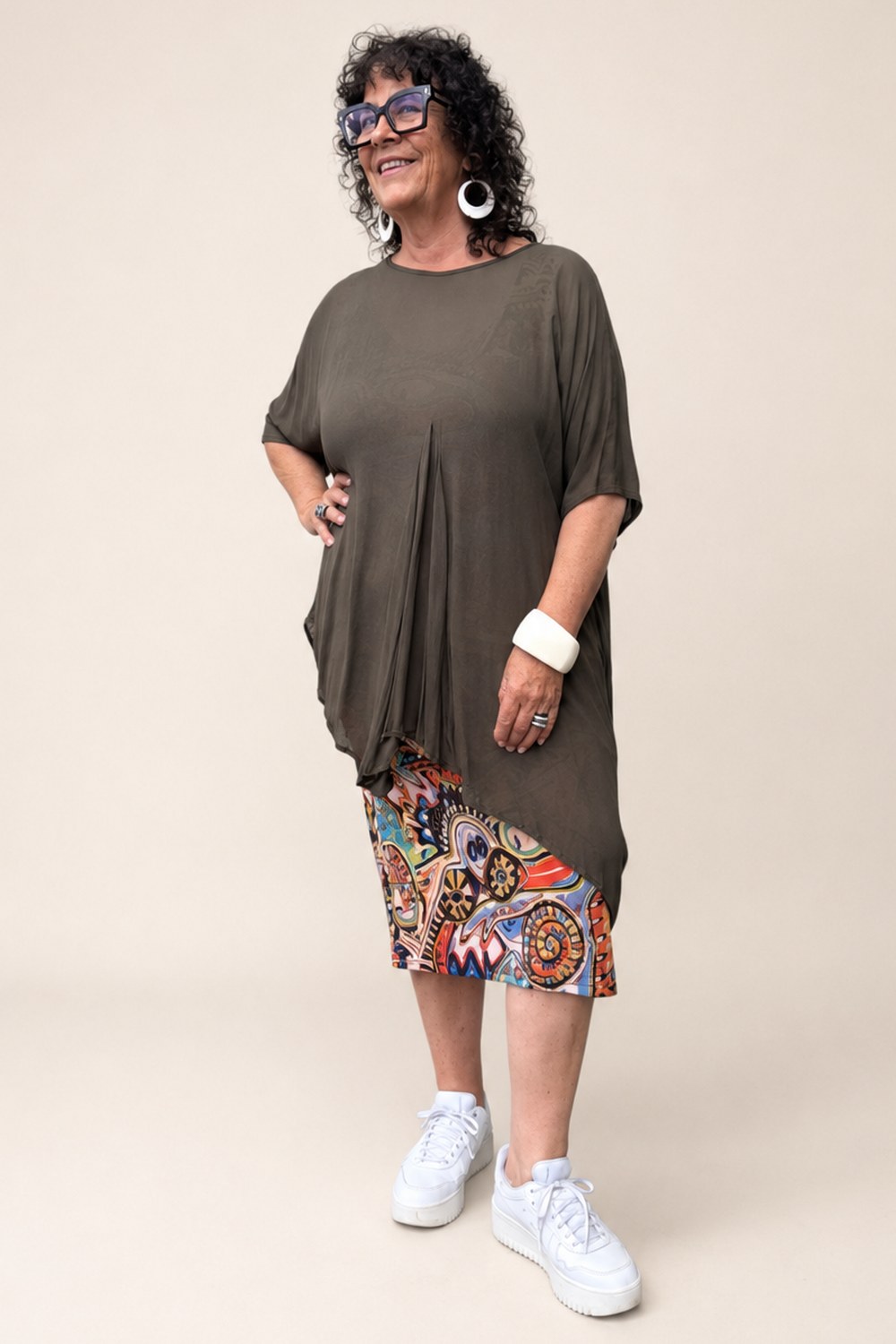 TCD Short La Bella - Abstract