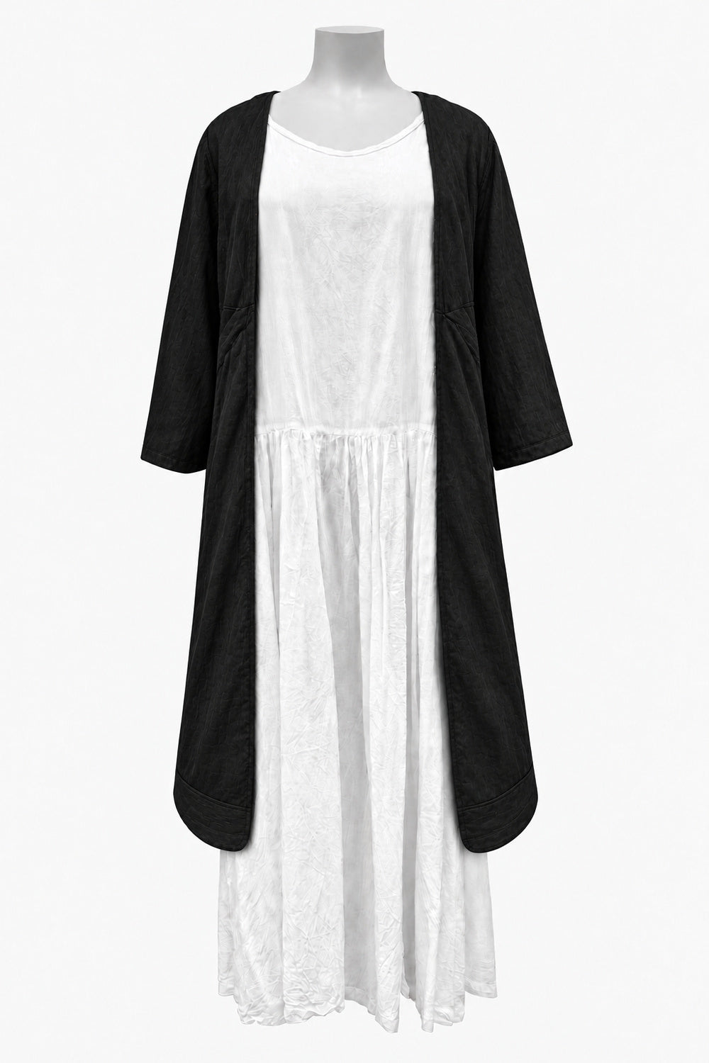 PRE ORDER TCD Solidarity Duster - Black