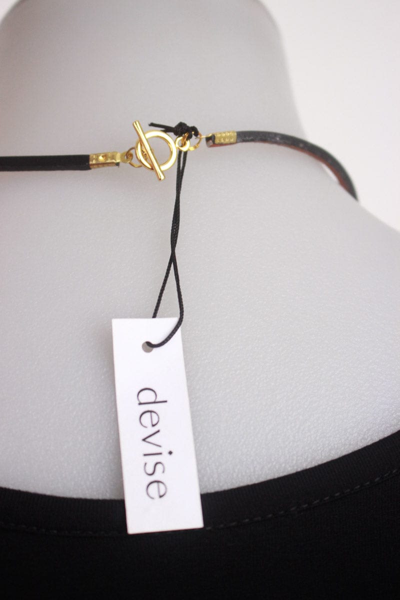 DEVISE Devise Drop Circle Necklace - Transparent White Shop