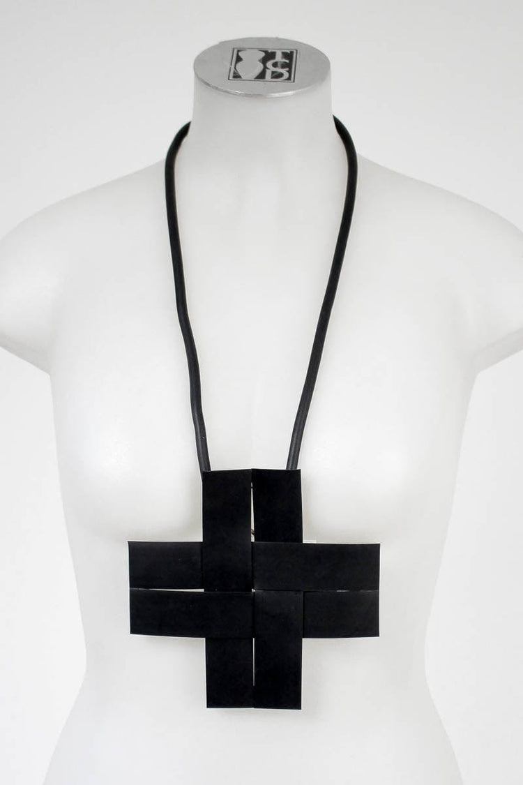Mikas Mikas Oversized Weaving Cross Necklace - Black Shop
