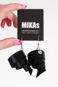 Mikas Mikas Rasen Earrings - Black Shop