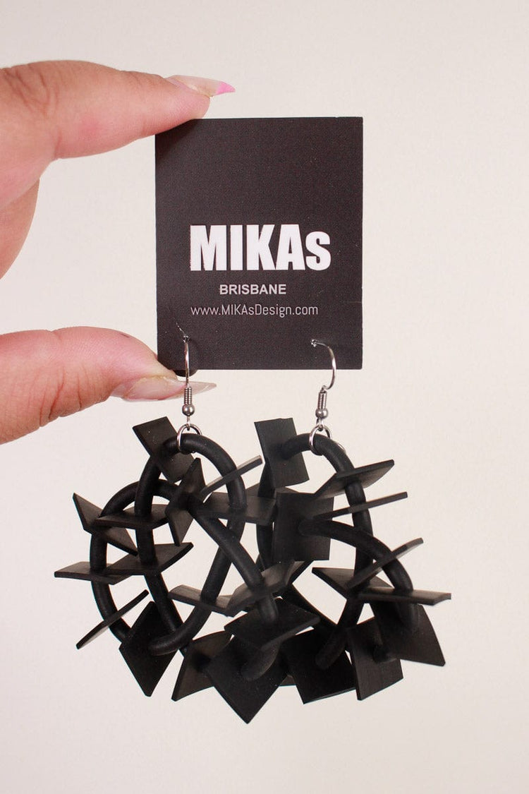 Mikas Mikas Square Lace Earrings - Black Shop