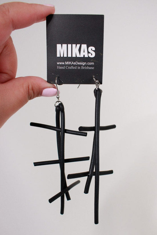 Mikas Mikas Web 2 Earrings - Black Shop