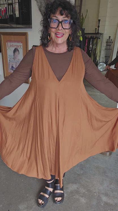 TCD Godet Dress - Black