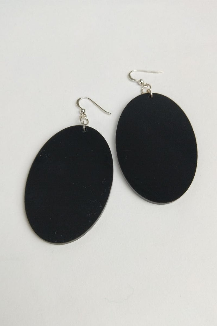 TBB Devise Oval Earrings - Black Shop