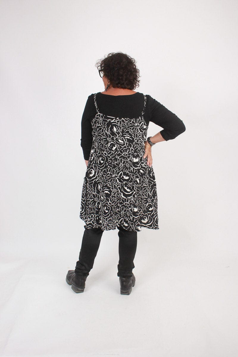 TCD TCD Carmen Cami - Black &amp; Cream Floral Shop