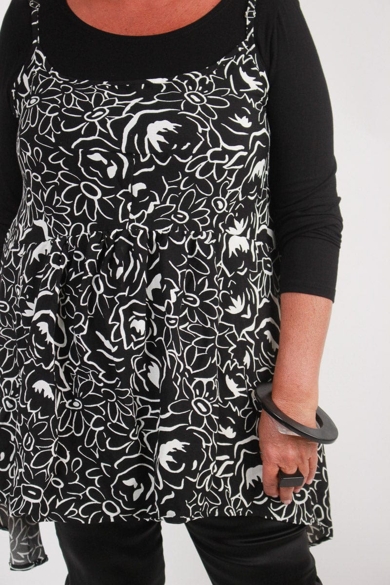 TCD TCD Carmen Cami - Black &amp; Cream Floral Shop