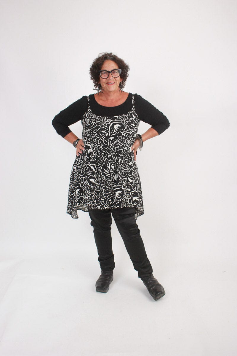 TCD TCD Carmen Cami - Black &amp; Cream Floral Shop