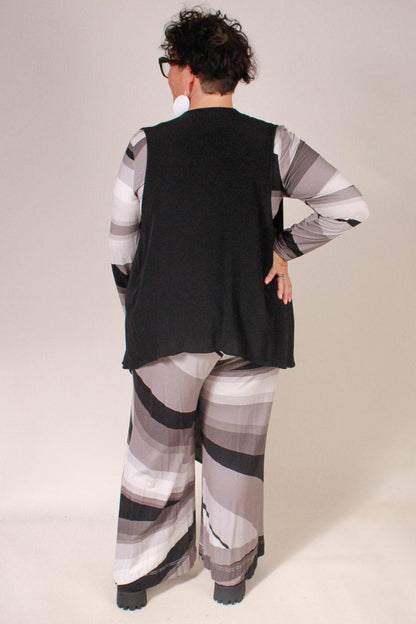 TCD TCD Dingle Dangle Tunic - Black Shop