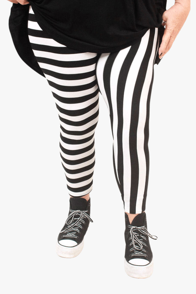 TCD TCD Leggings - Across and Up Big Stripe B&amp;W Shop