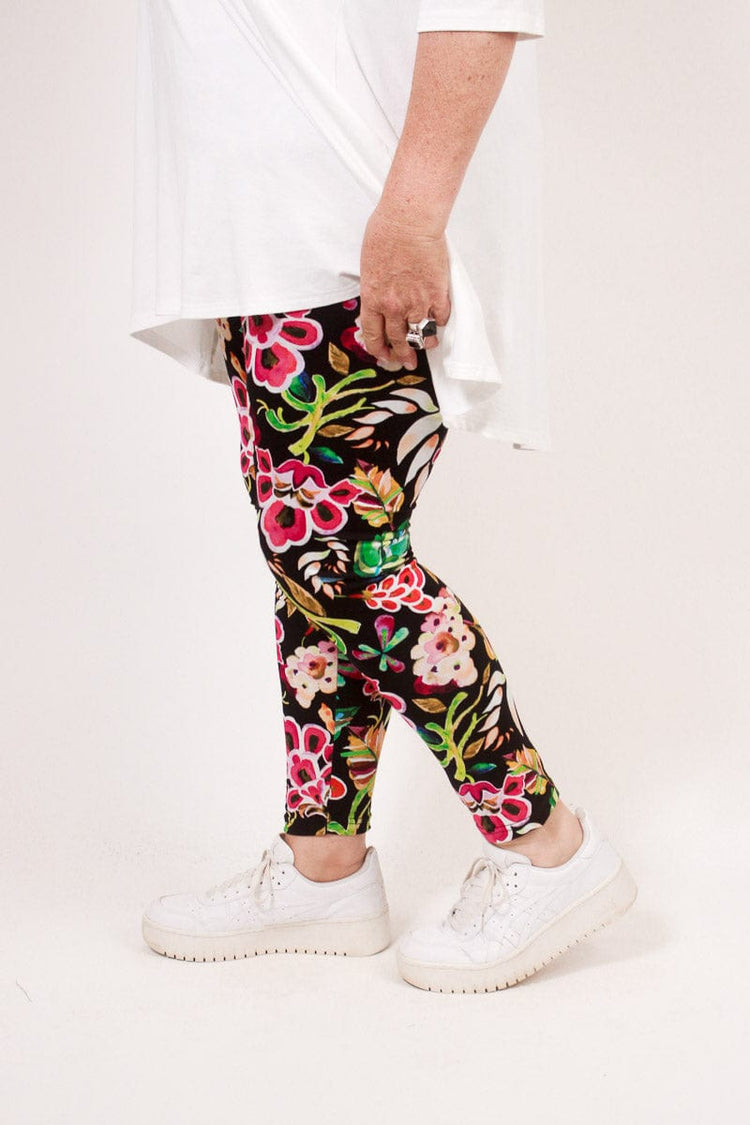 TCD TCD Leggings - Black Floral Print Shop